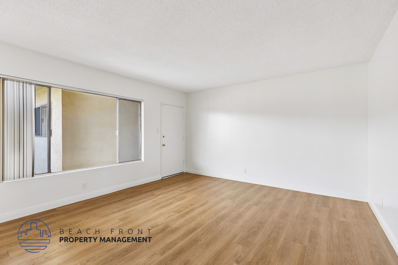 Portofino Apartments - Photo 6 of 18