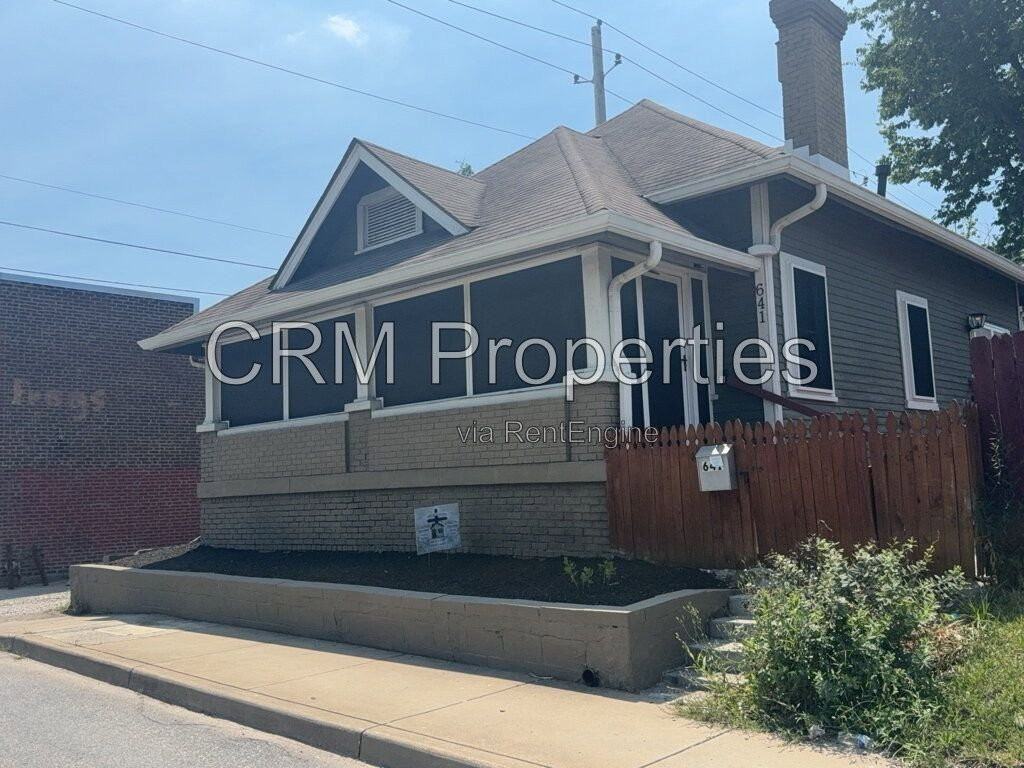 641 E 30th St - Photo 2 of 35