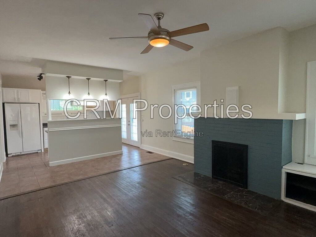 641 E 30th St - Photo 6 of 35