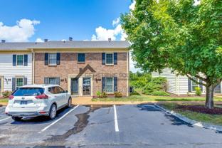 717 Fox Ridge Dr - Photo 1 of 1
