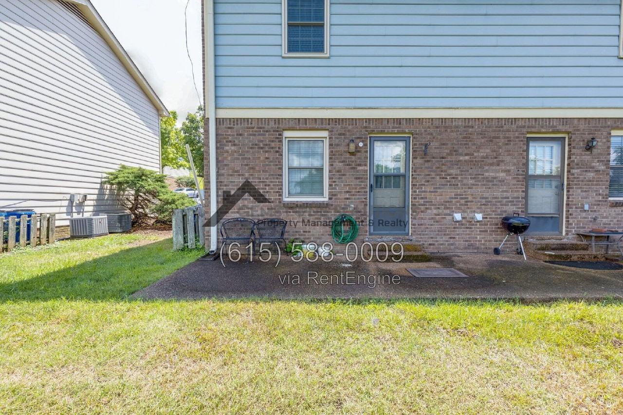 717 Fox Ridge Dr - Photo 6 of 37