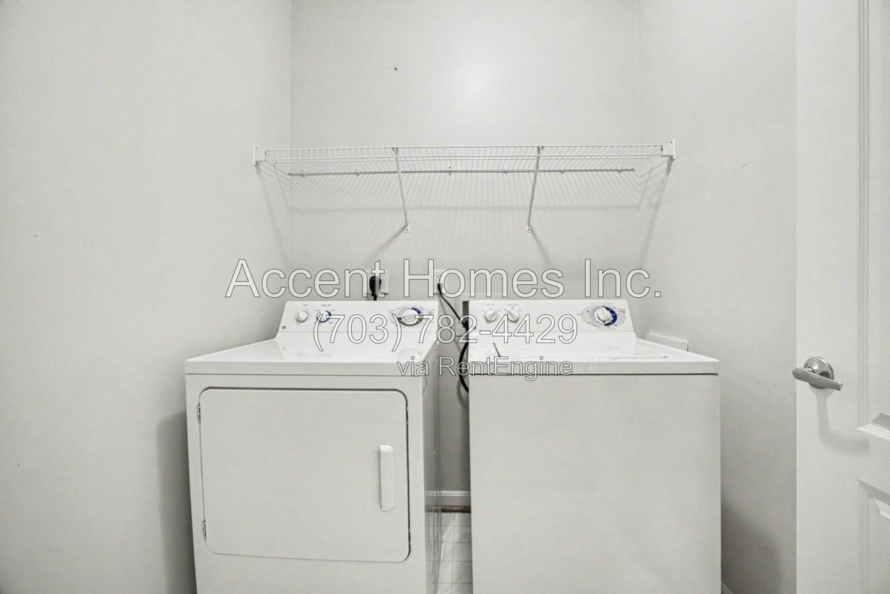 1641 Ladue Ct #102