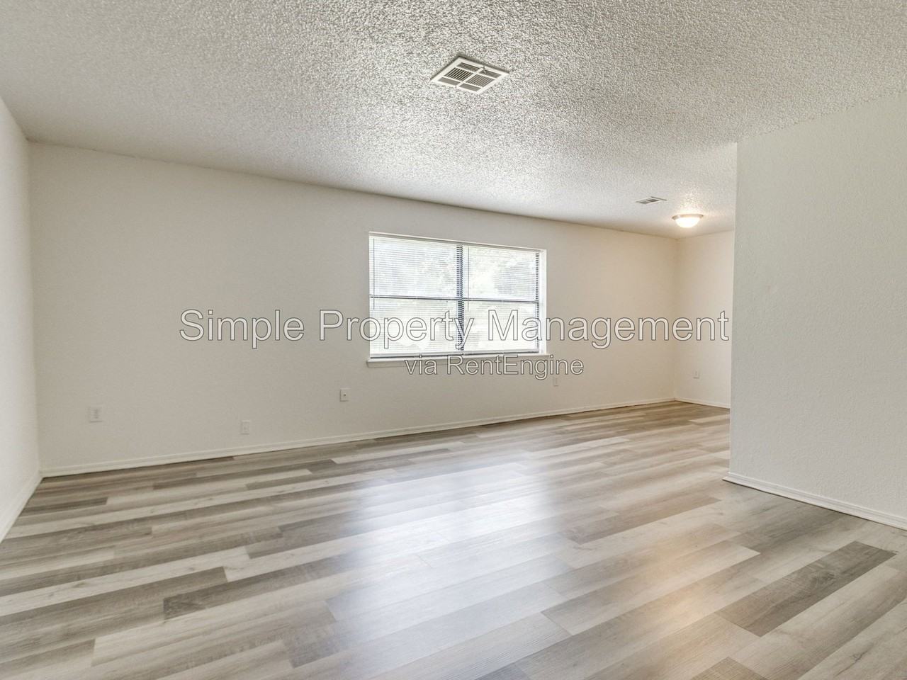 14222 Ne 4th St - Photo 4 of 21
