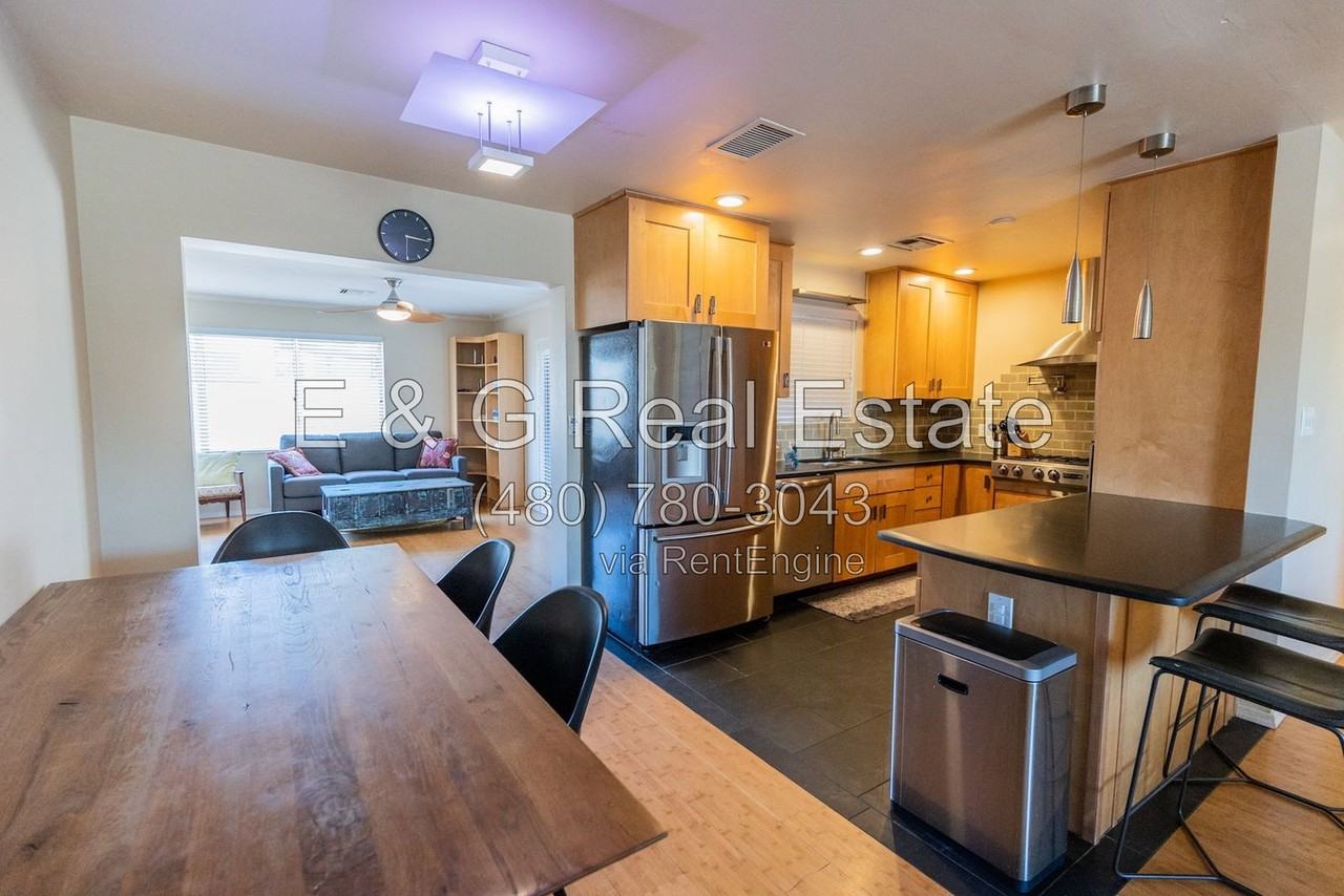 6552 E 2nd St - Photo 7 of 28