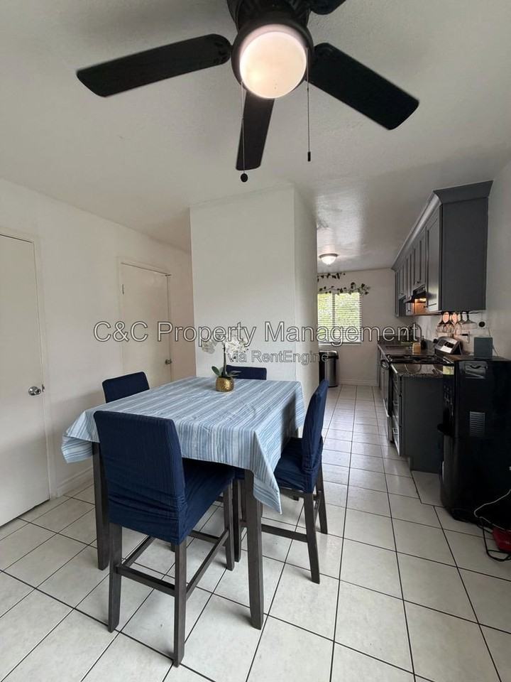 7099 Russan Ln - Photo 5 of 17