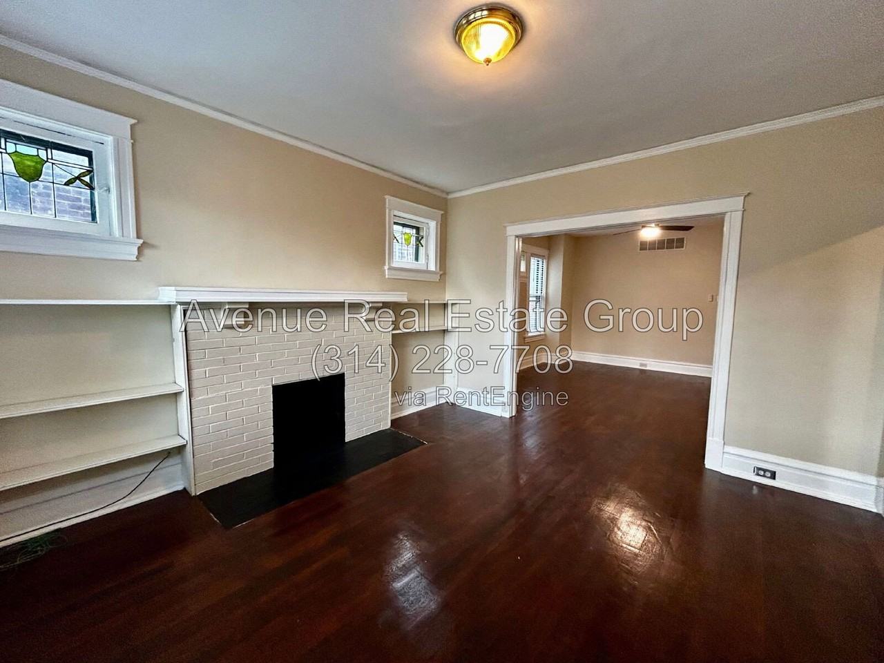 6028 Pershing Ave - Photo 3 of 20