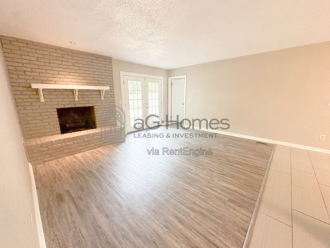 7216 Nw 13th St - Photo 3 of 20