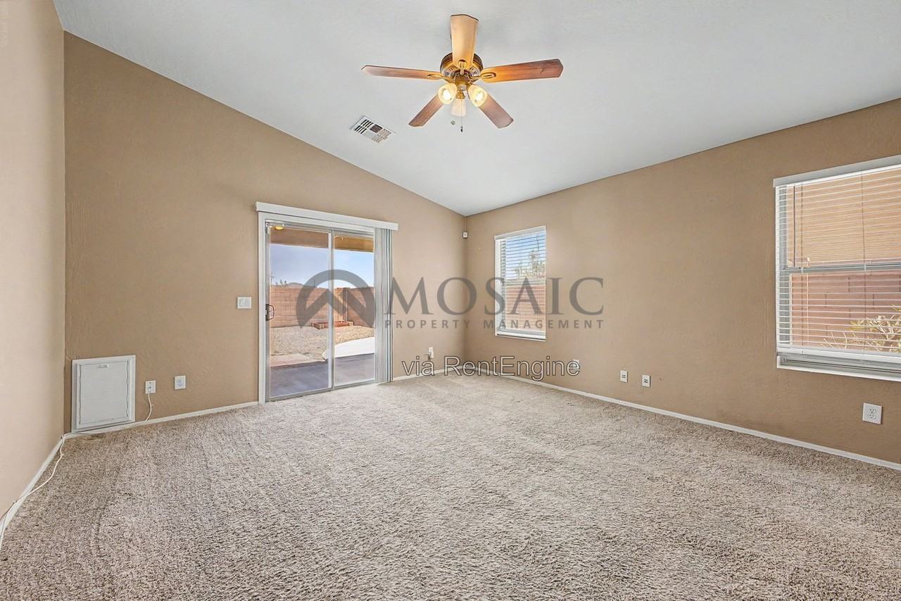 272 W Settlers Trl - Photo 4 of 29