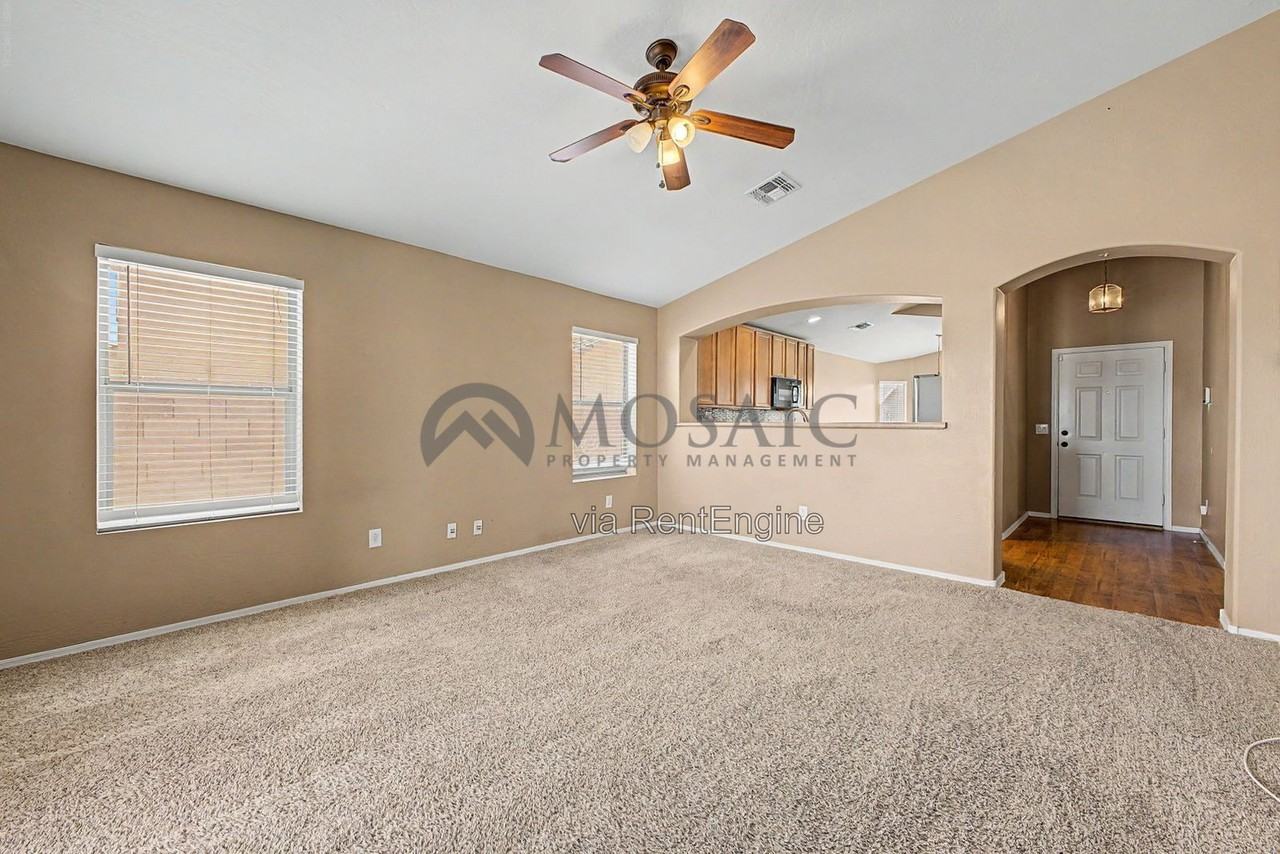 272 W Settlers Trl - Photo 5 of 29