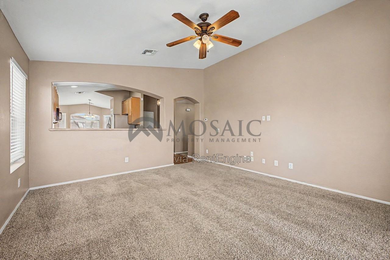 272 W Settlers Trl - Photo 6 of 29