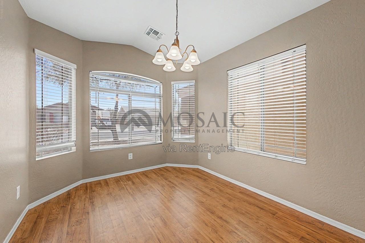 272 W Settlers Trl - Photo 7 of 29