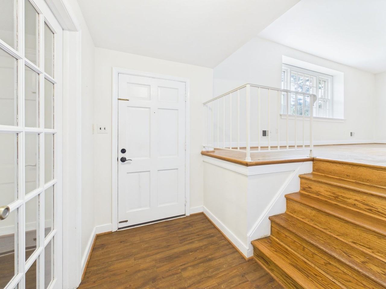 9321 W Huguenot Rd - Photo 4 of 35