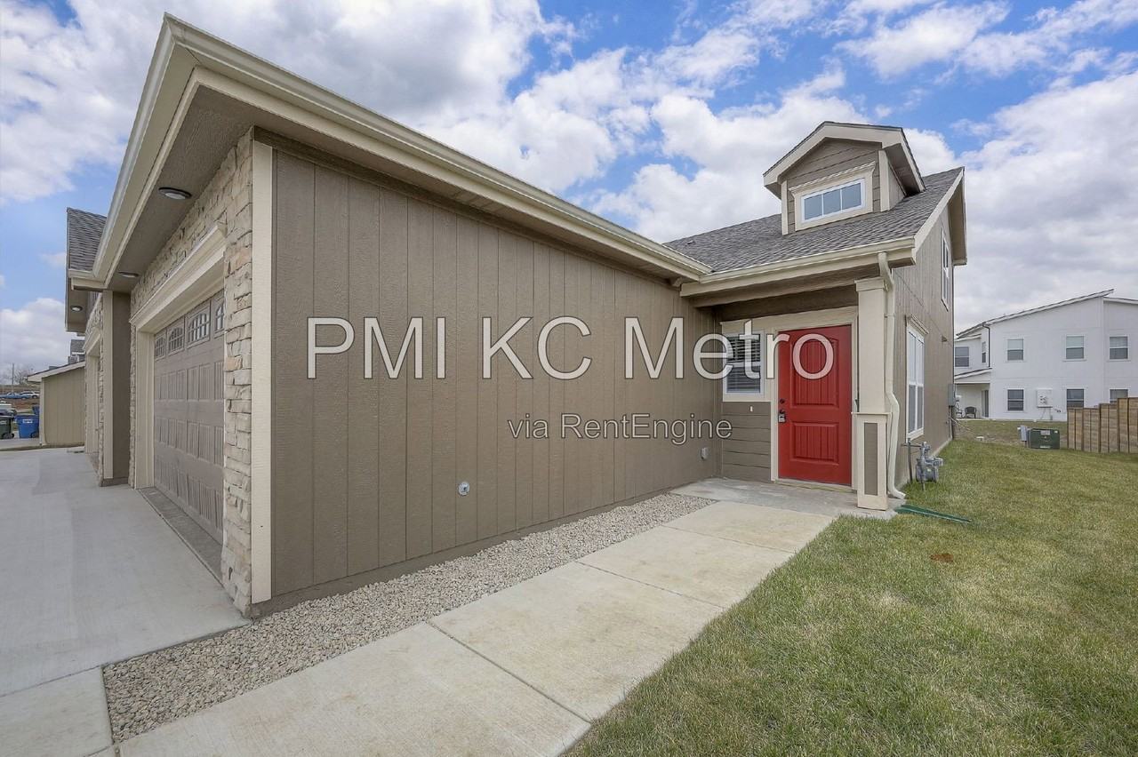 2709 Chasehire Dr - Photo 5 of 33