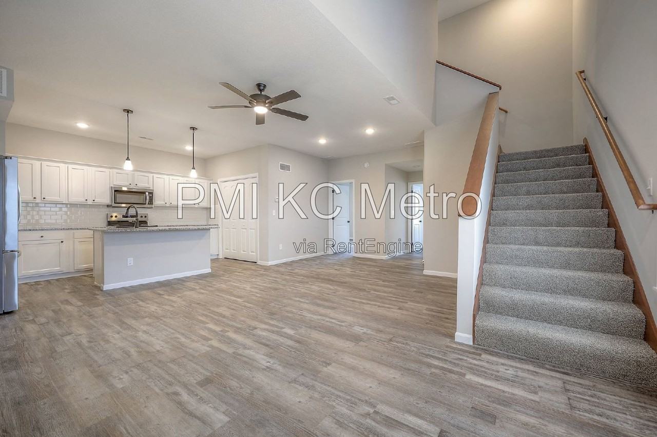 2709 Chasehire Dr - Photo 6 of 33