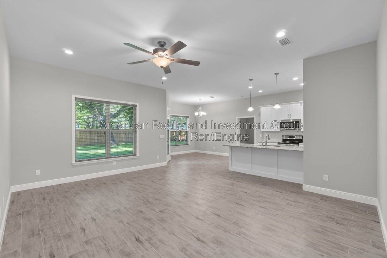 103 Short St - Photo 5 of 30