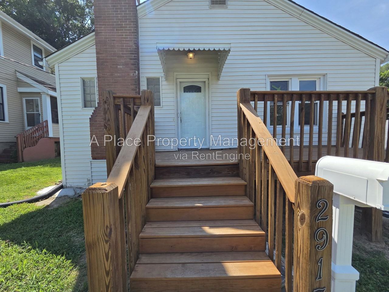 2917 Kincaid Ave - Photo 2 of 2