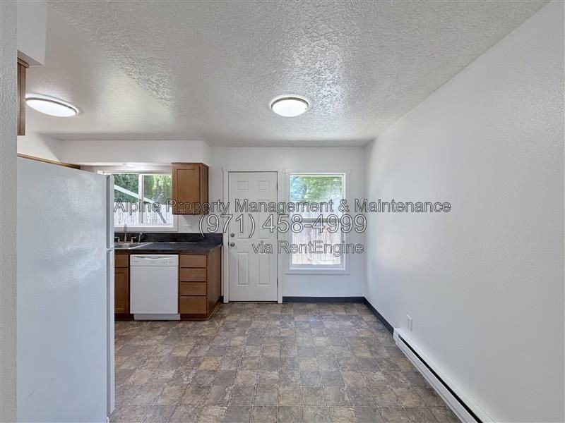 2313 21st Pl - Photo 3 of 17