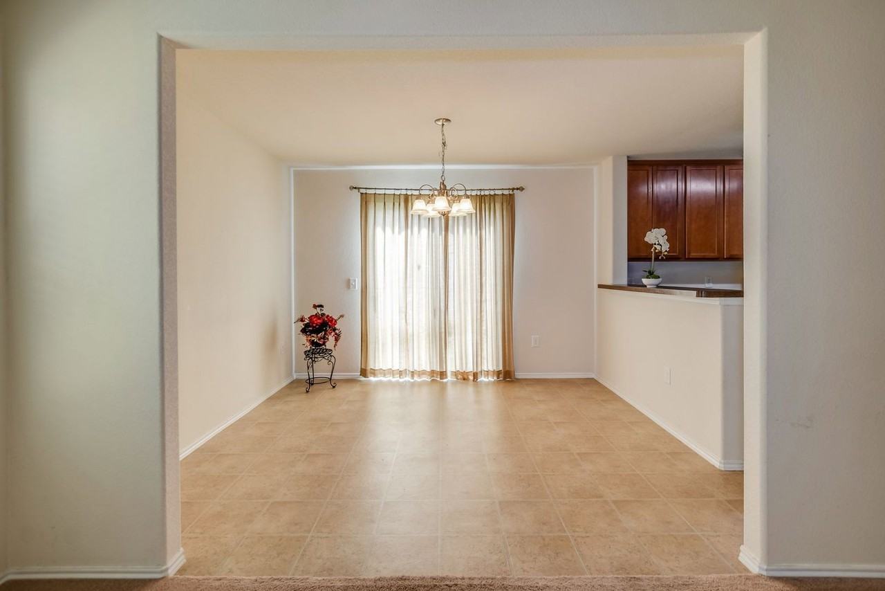 2638 Ensbrook Meadow Ln - Photo 4 of 17