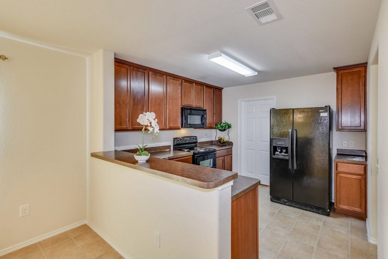 2638 Ensbrook Meadow Ln - Photo 5 of 17
