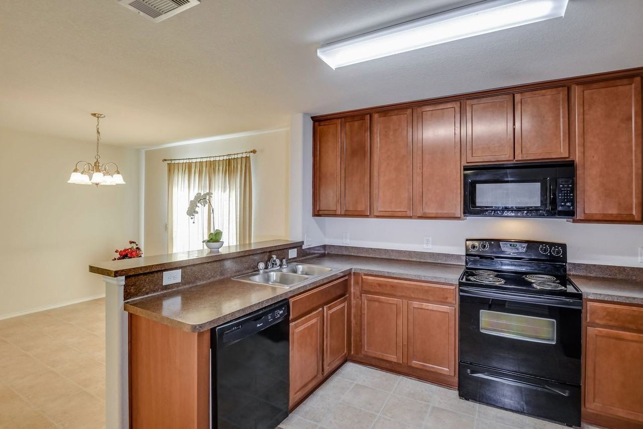 2638 Ensbrook Meadow Ln - Photo 6 of 17