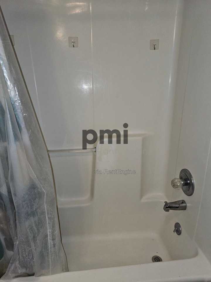 2008 Vawter St #307 - Photo 2 of 9