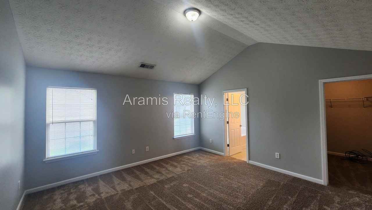 4324 Grant Forest Cir - Photo 5 of 14