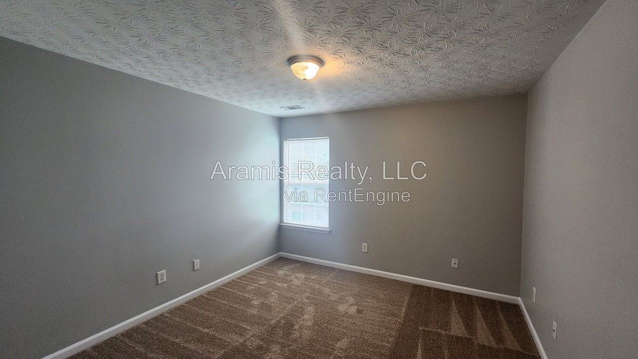 4324 Grant Forest Cir - Photo 6 of 14