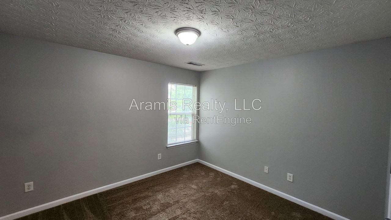 4324 Grant Forest Cir - Photo 7 of 14