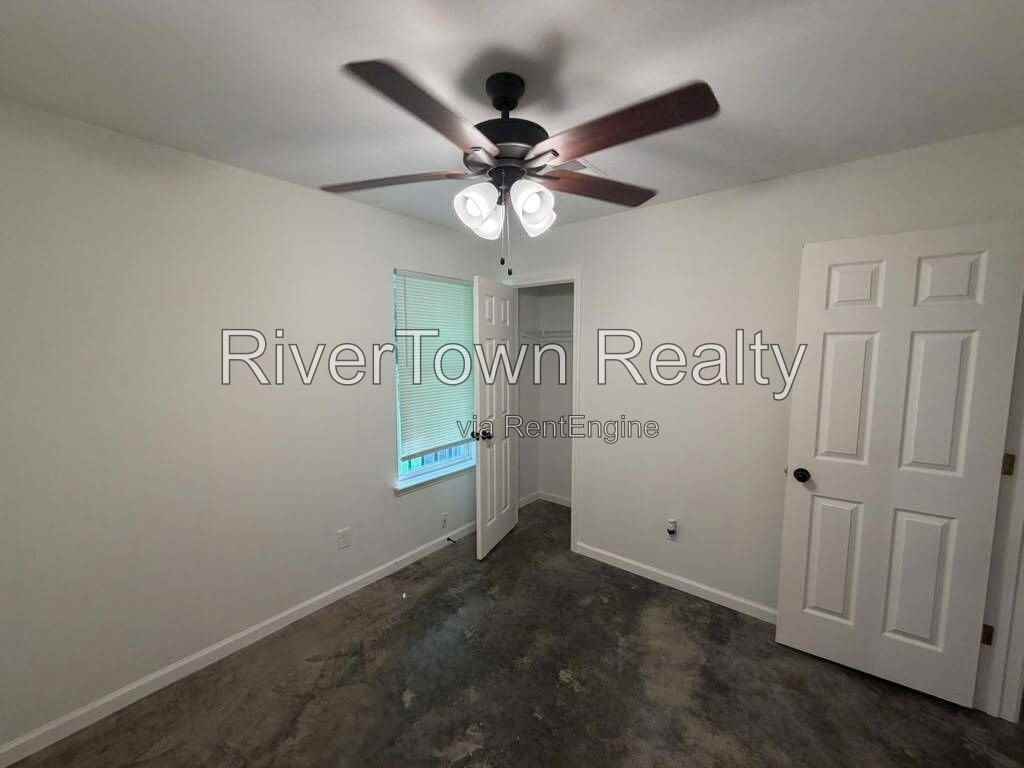 3854 Ajanders Dr - Photo 6 of 12