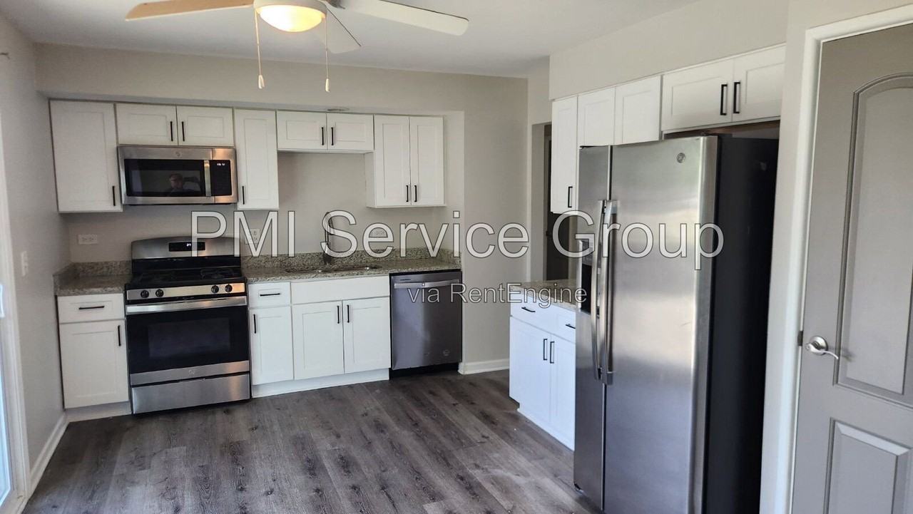 418 Assembly Dr - Photo 4 of 22