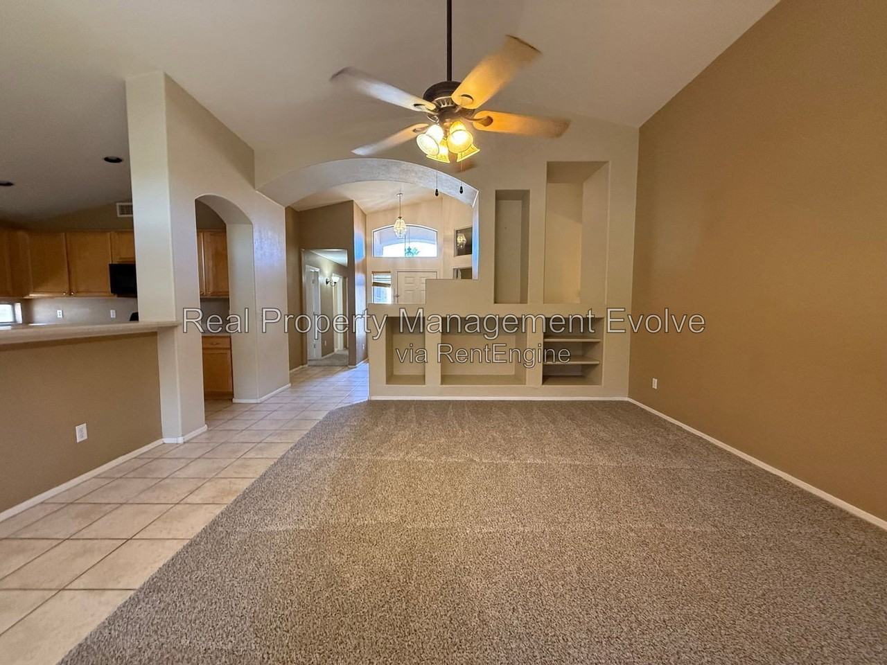1021 W Park Ave - Photo 6 of 32