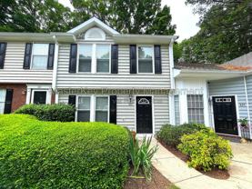 323 Riverwalk Cir - Photo 1 of 1