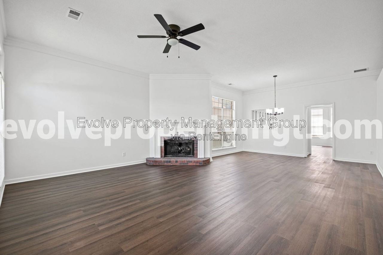 330 Bendigo Dr - Photo 5 of 24