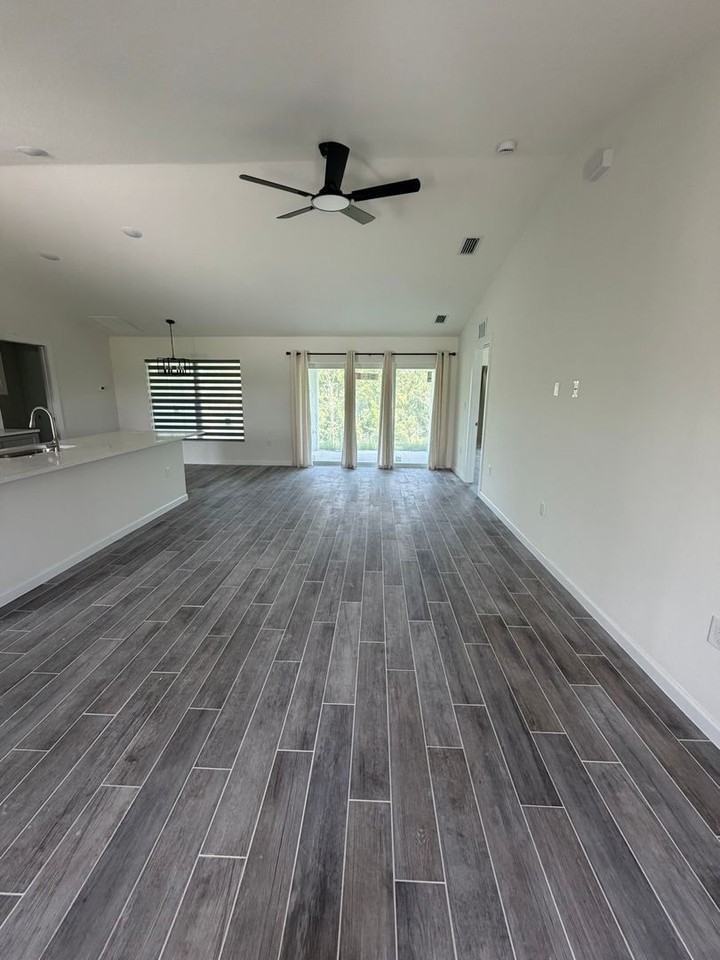 603 Wilmington Pkwy - Photo 2 of 20