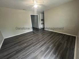 1301 Pine St #6 - Photo 1 of 1