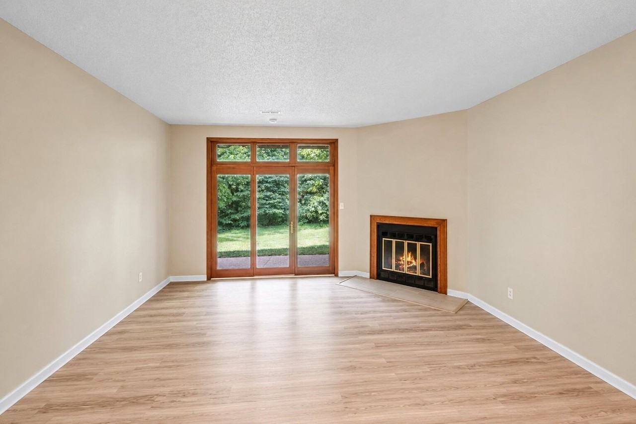 13831 Amiot Dr #A - Photo 3 of 19