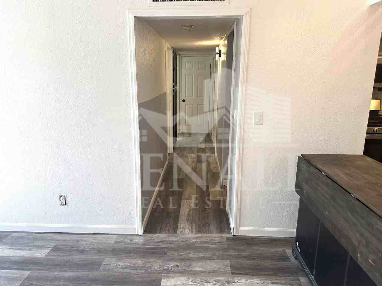 216 E Carol Ave - Photo 7 of 27