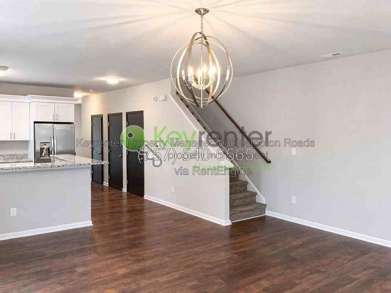 1021 Billings St - Photo 2 of 33