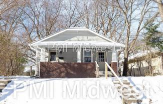 2930 N Dearborn St #A - Photo 1 of 1
