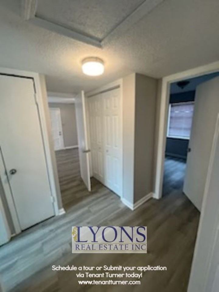 2310 Deborah Dr - Photo 7 of 15