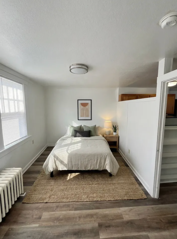 3309 University Ave - Photo 4 of 13