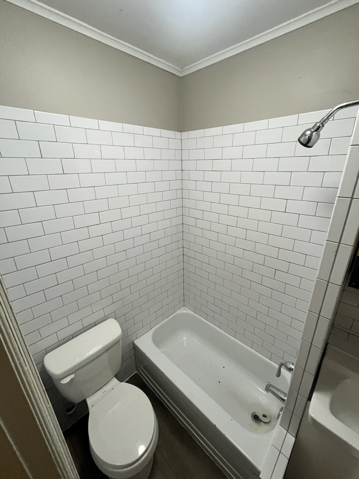 3309 University Ave - Photo 7 of 13