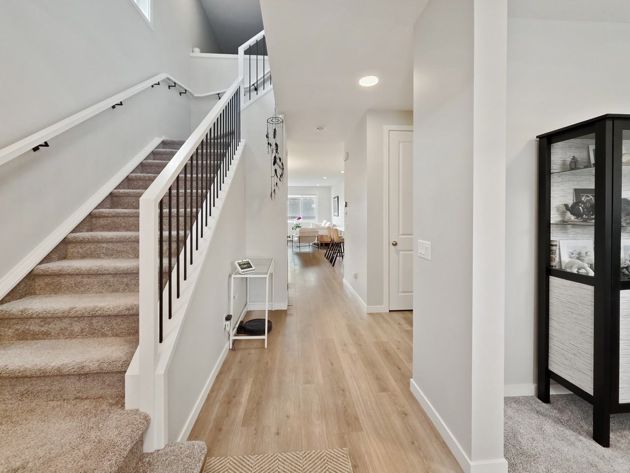 43 Creekview Common SW, Calgary, AB - Photo 5 of 35