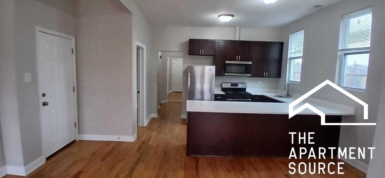 3614 W Mclean Ave #2 - Photo 2 of 17