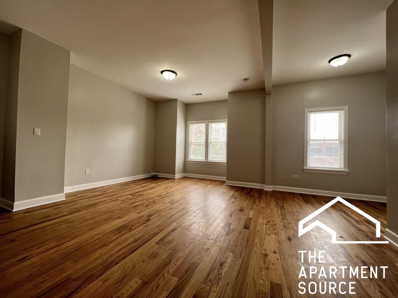 3614 W Mclean Ave #2 - Photo 6 of 17