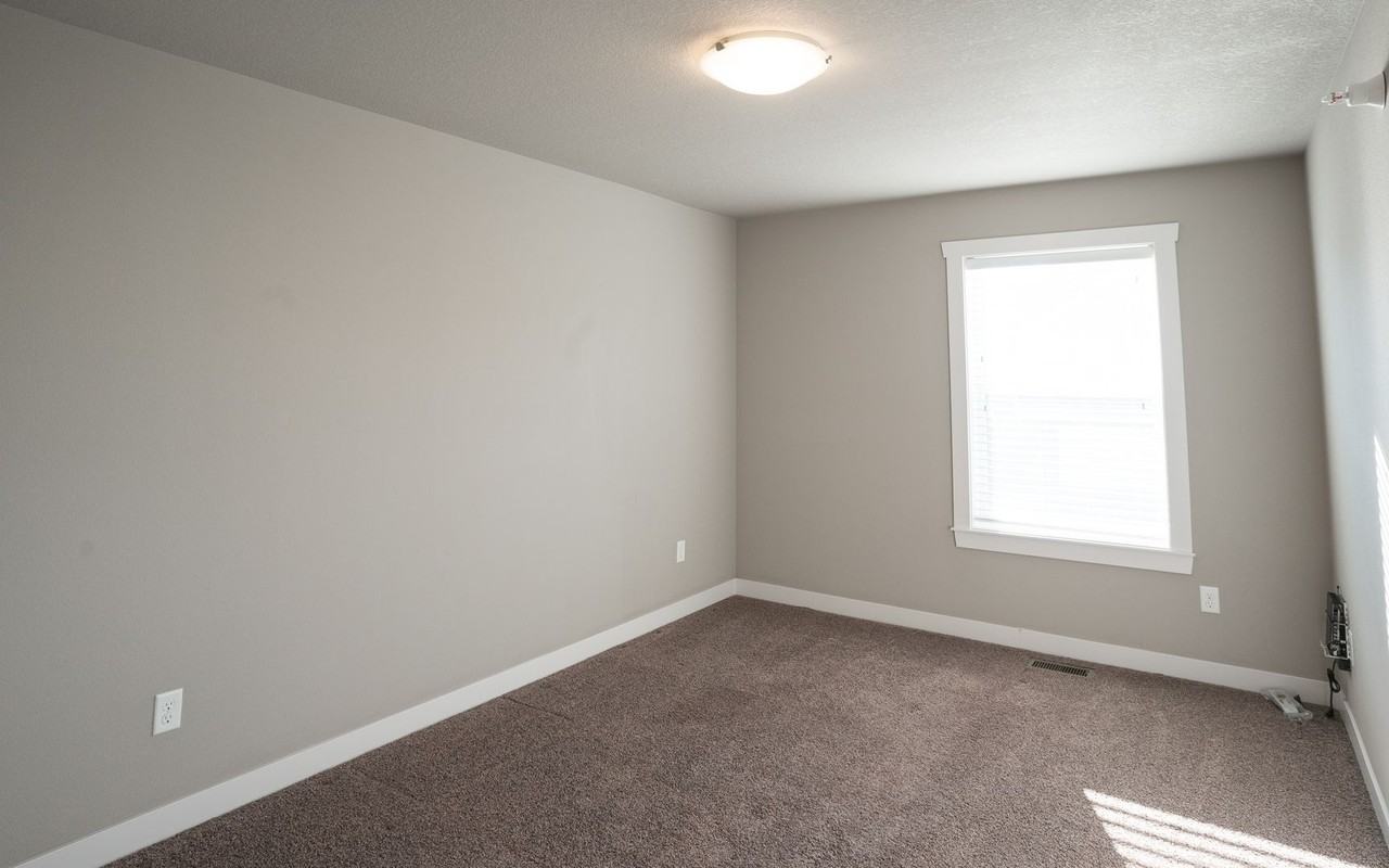 Ironwood Glen Townhomes - Photo 5 of 35