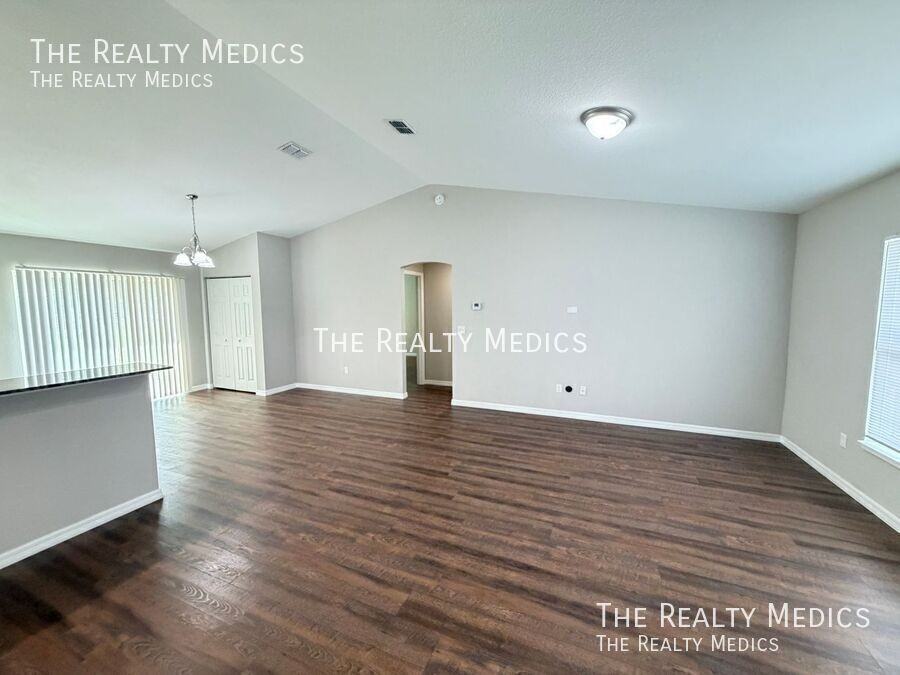 4781 Sw 166th Loop - Photo 2 of 20