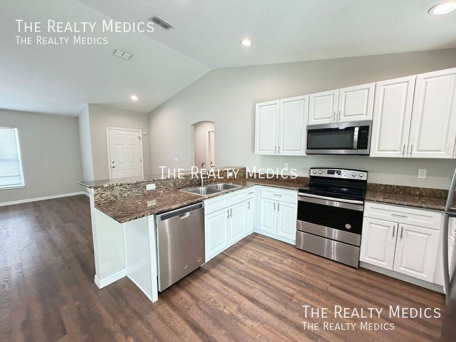4781 Sw 166th Loop - Photo 4 of 20