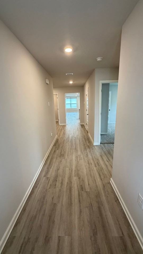 250 Boggy Creek Way - Photo 2 of 36