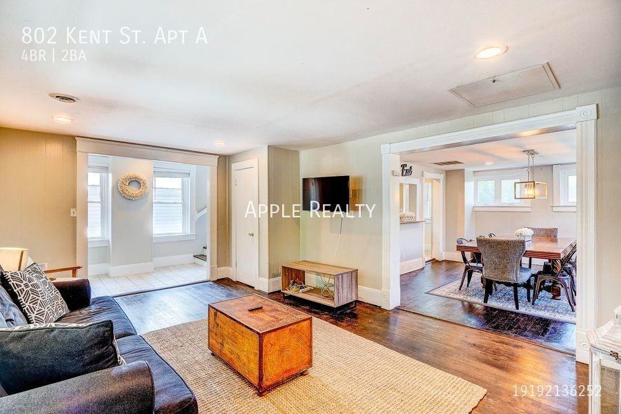 802 Kent St Apt A - Photo 4 of 33